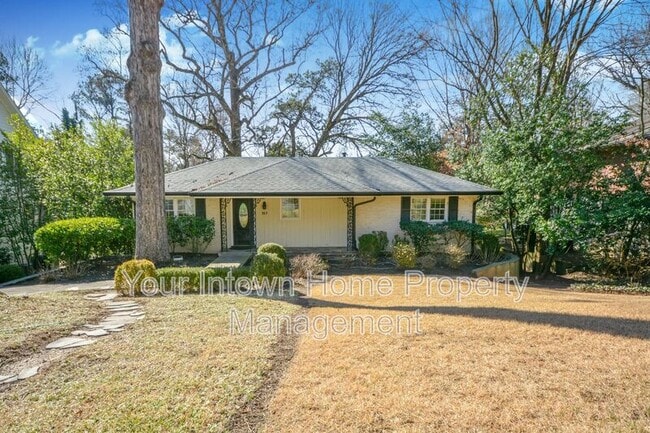 Building Photo - 317 Eureka Dr NE