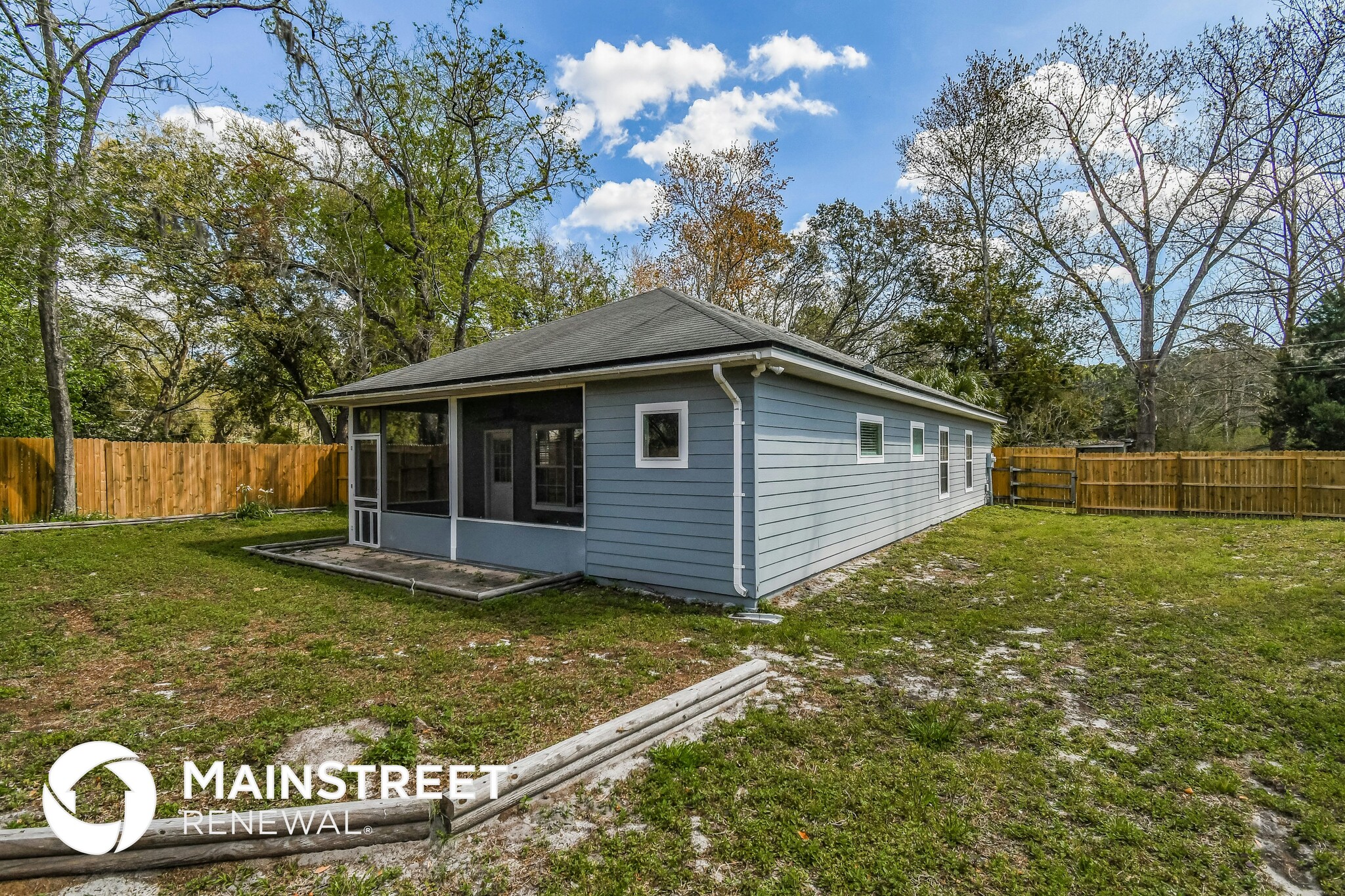 Building Photo - 13638 Majestic Ct