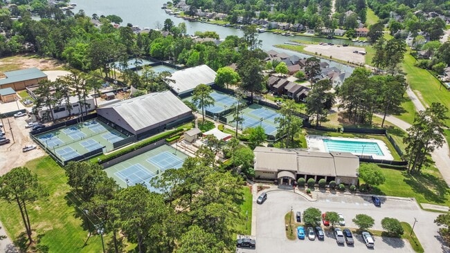 Building Photo - 12500 Melville Dr