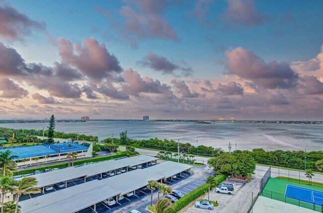 Building Photo - 5460 N Ocean Dr