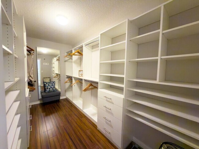 Building Photo - 14823 Golden Sunburst Ave