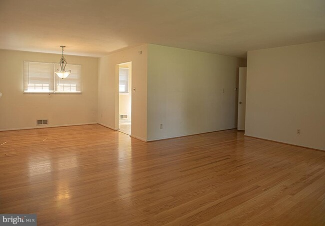 Building Photo - 5232 Oldcastle Ln