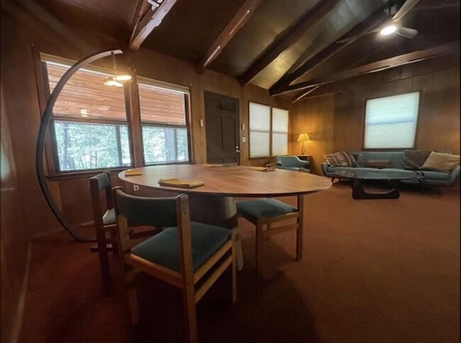 Building Photo - River Cabin