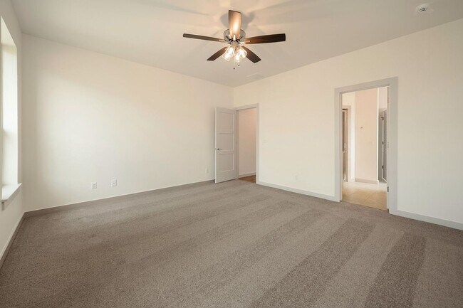 Building Photo - 4909 Misty Wood Ln