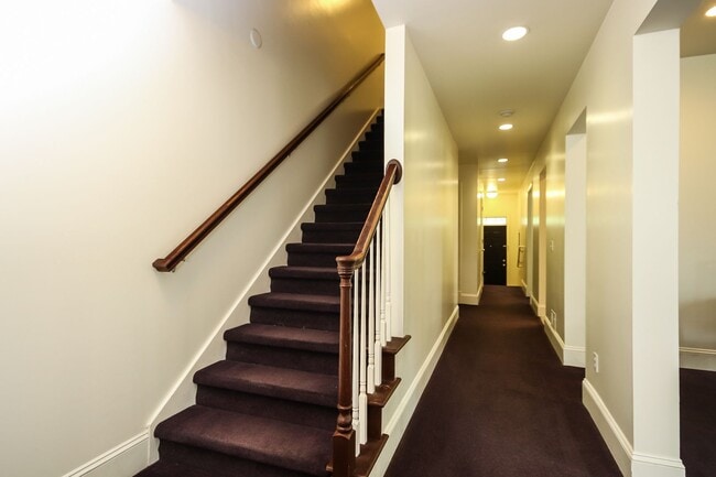 Interior Photo - Victors Place