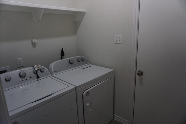 Building Photo - 9773 Black Gum