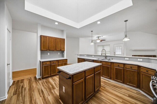 Building Photo - 14718 Cypress Green Dr
