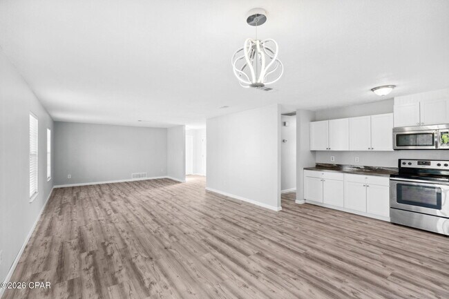 Building Photo - 3111 Lanny Ln