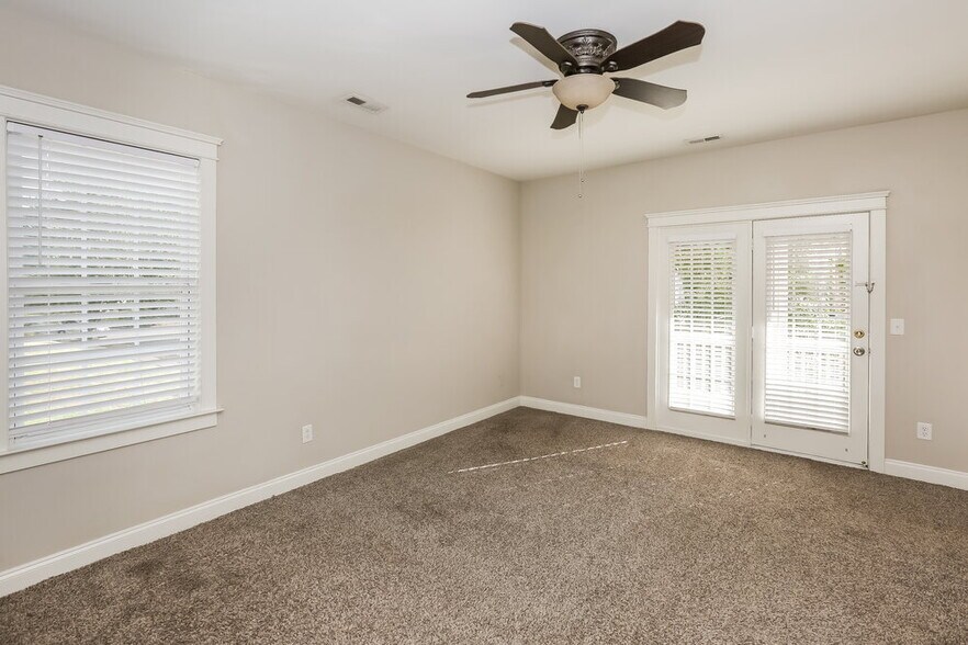 Building Photo - 9925 Grier Springs Ln