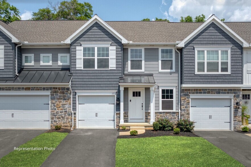 Primary Photo - 149 Beech Tree Ct