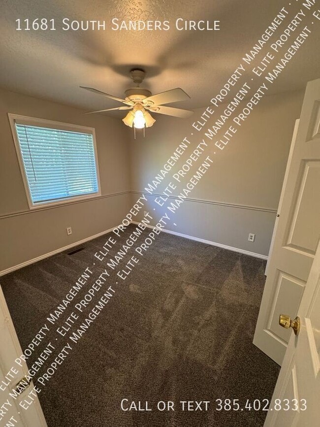 Building Photo - 11681 Sanders Cir