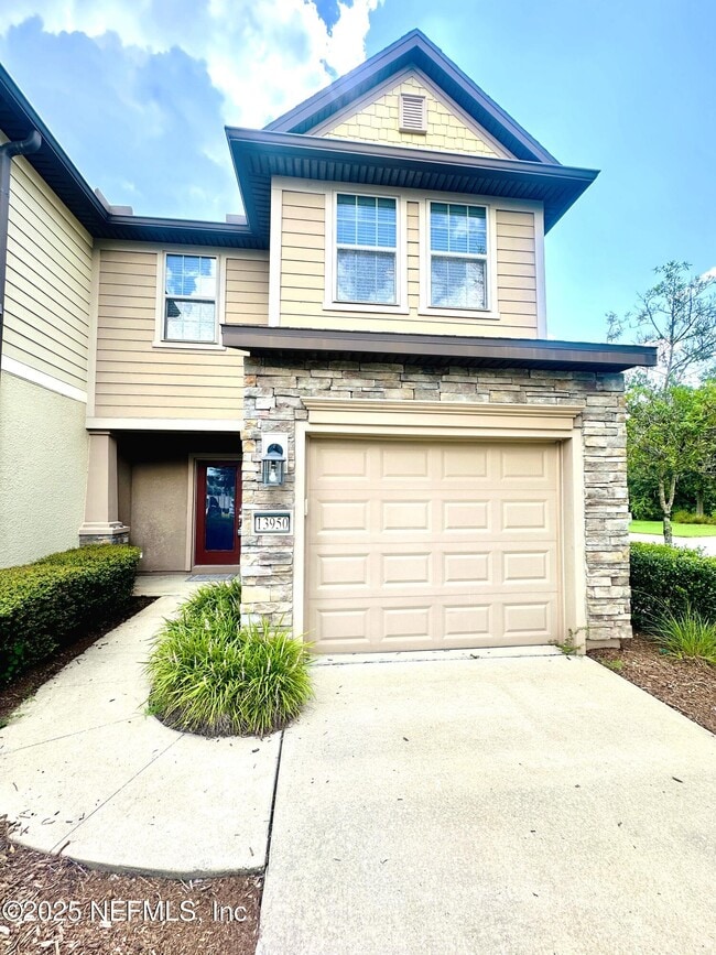 Building Photo - 13950 Berryview Rd