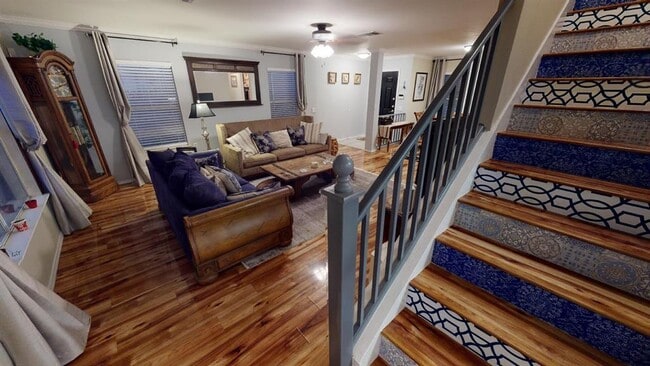 Building Photo - 6616 Piedras Blanco Dr