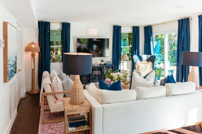 Building Photo - 610 38th St