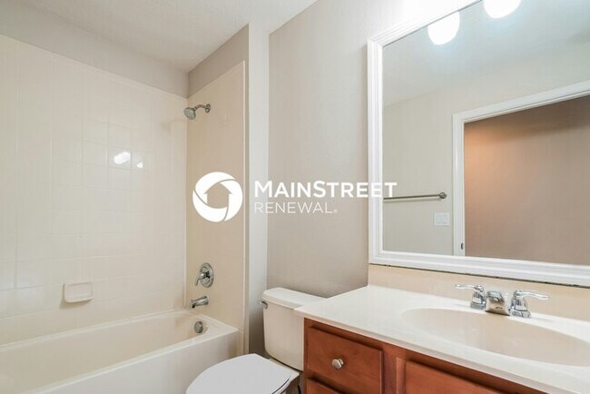 Building Photo - 4 Bedroom Pet-Friendly Home in BROOKSVILLE, FL with Main Street Renewal