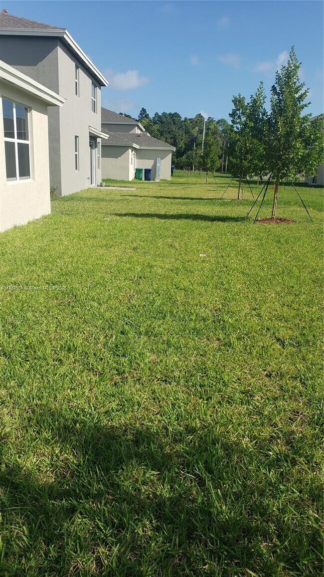 Building Photo - 13242 SW 270th Ter