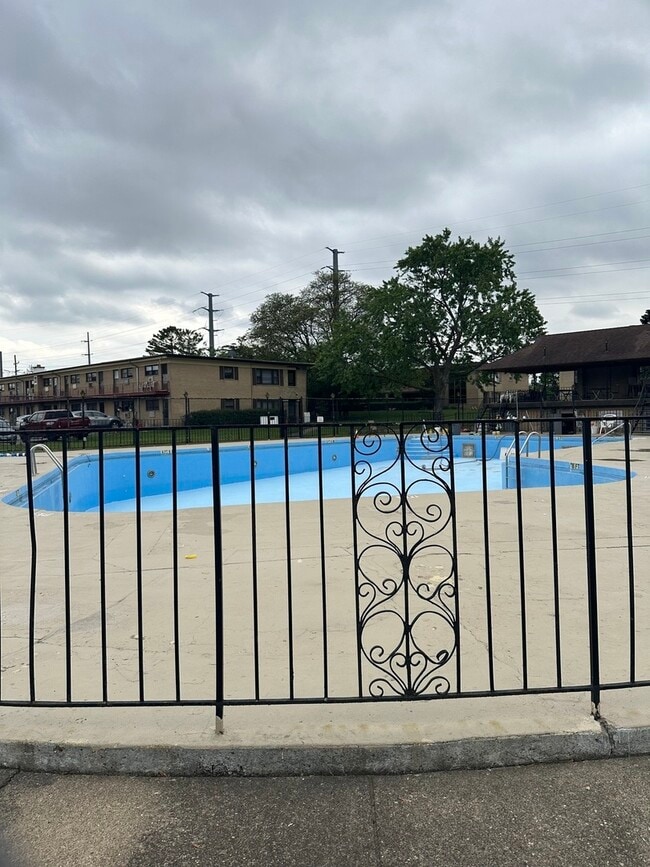 Building Photo - 17 N King Arthur Ct