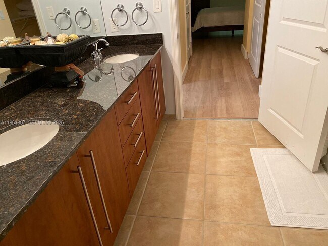 Building Photo - 7350 SW 89th St