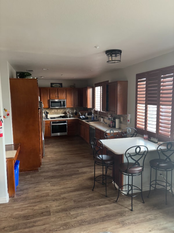 Building Photo - 4760 Sandalwood Way