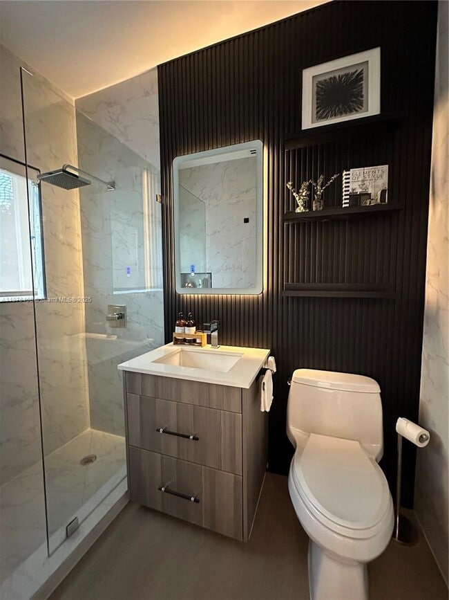 Building Photo - 7700 Coquina Dr