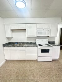 Building Photo - Jean Lafitte