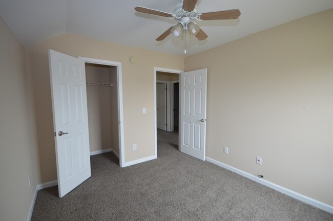 Building Photo - 301 Indian Branch Dr