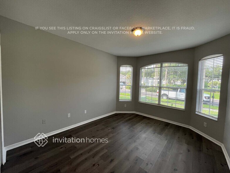 Building Photo - 2651 Silvermoss Dr