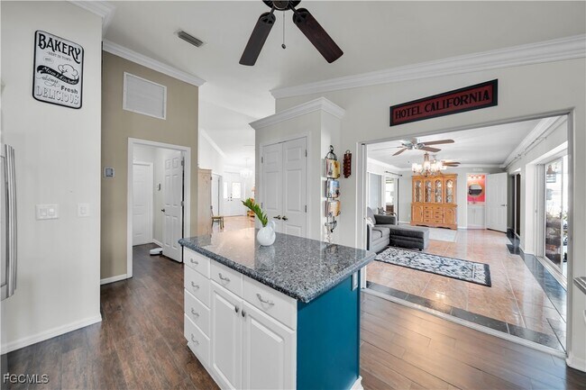 Building Photo - 1811 NE 5th Terrace