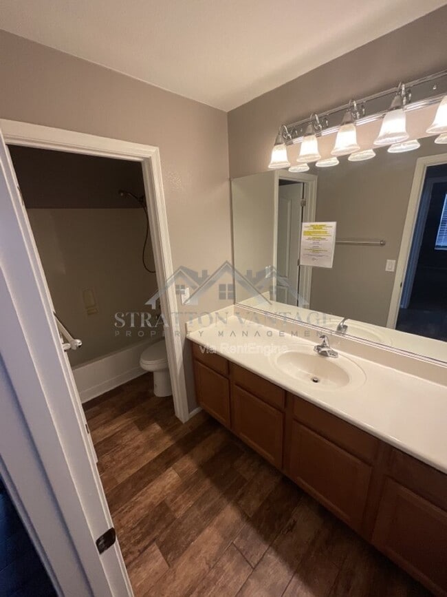 Building Photo - 22427 N Van Loo Dr