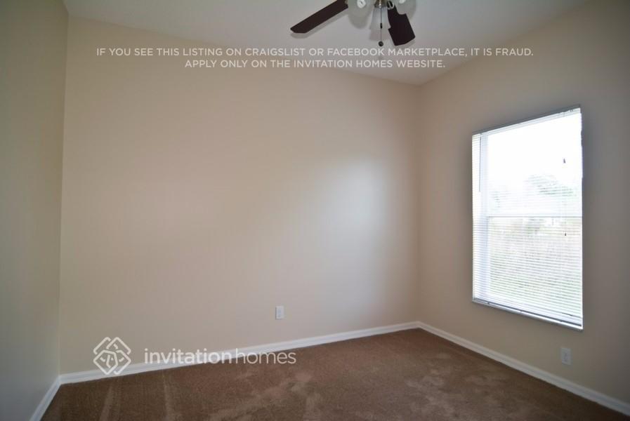 Building Photo - 1385 SE Proctor Ln