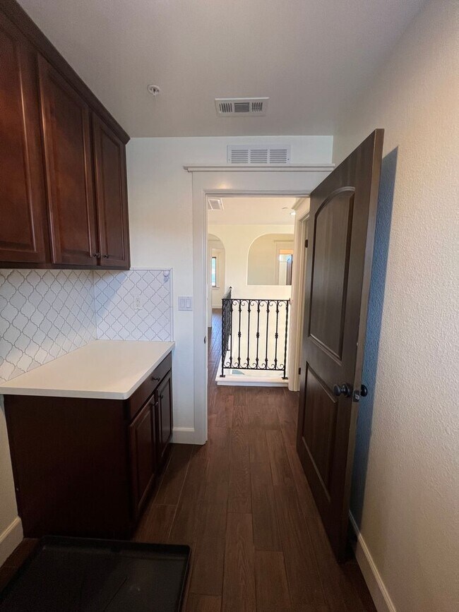 Building Photo - 14816 Huckleberry Dr