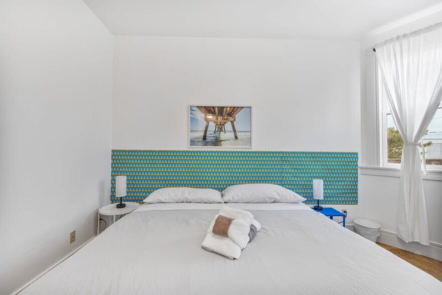 Building Photo - 1936 Channing Way