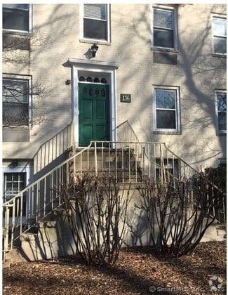 Building Photo - 136 Summer St