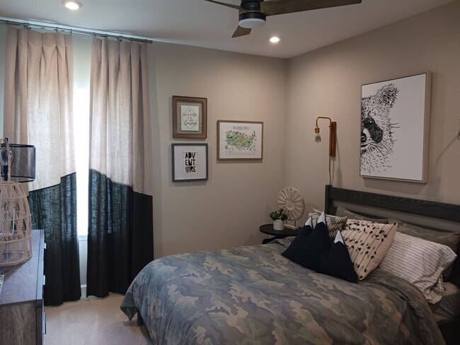 Building Photo - Here is your chance to live in Model Home!...