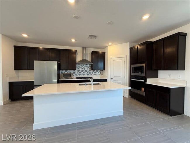 Building Photo - 7346 Pioneer Way