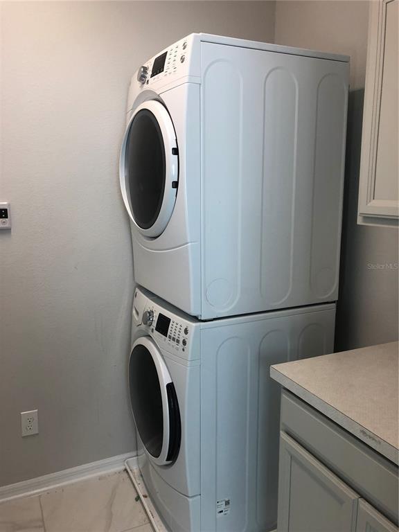 Building Photo - 794 Candlebrush Ln