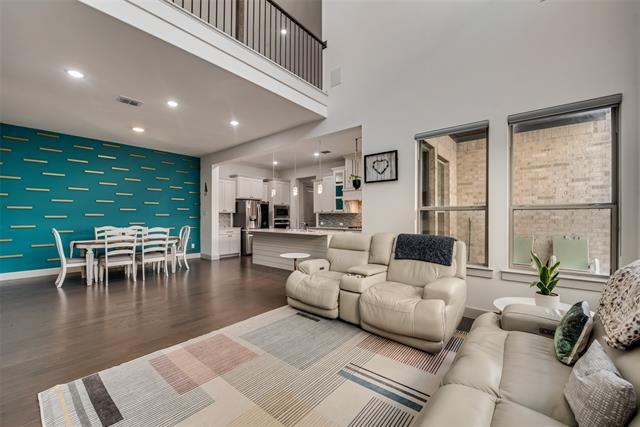 Building Photo - 13001 Cabana Dr