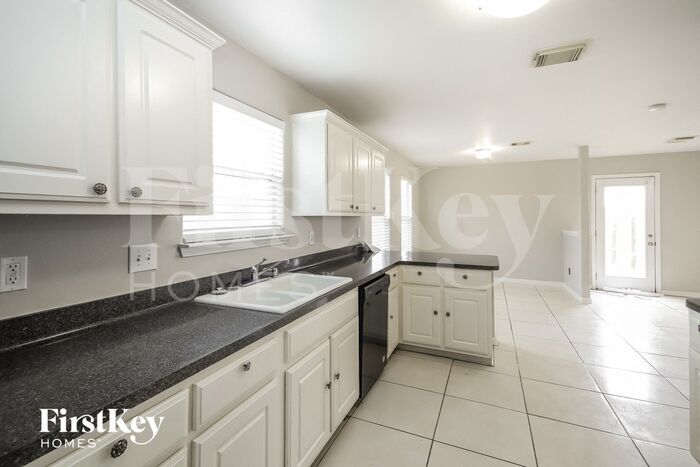 Building Photo - 7202 Nettle Springs Ct