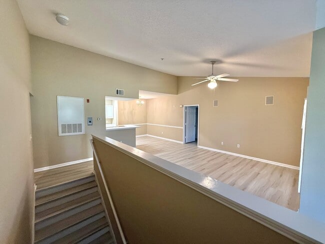 Building Photo - 14226 Fredricksburg Dr