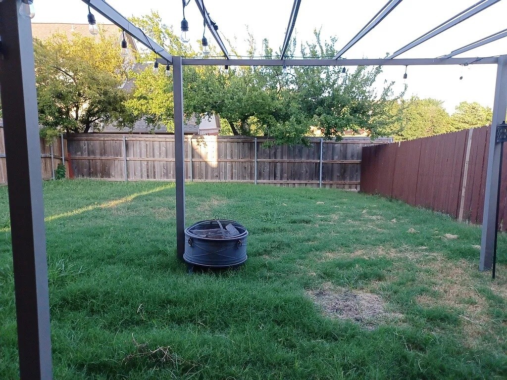 Building Photo - 326 Austin Ave