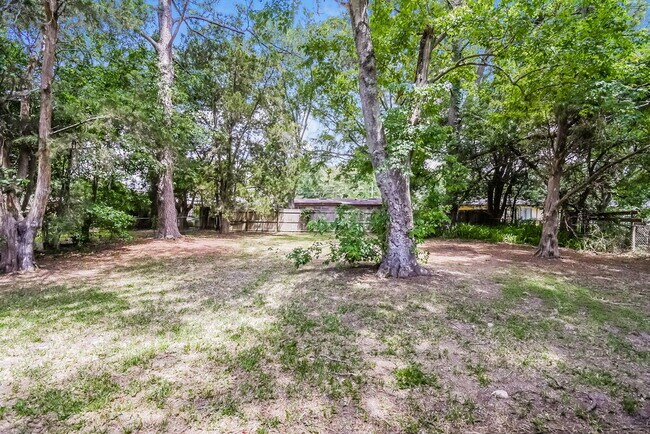 Building Photo - 7563 Patrice Ct