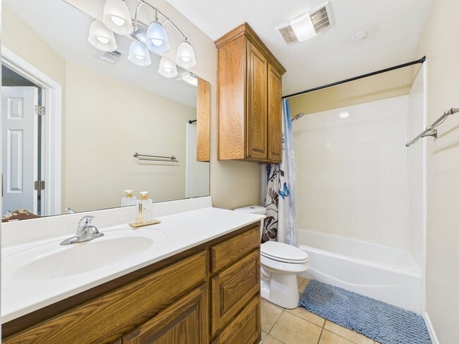 Building Photo - 1701 Rock Creek Rd