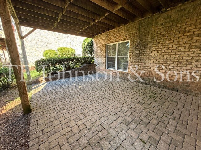 Building Photo - 5540 Brookberry Farm Rd
