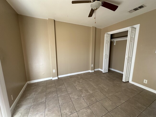 Building Photo - 103 Shannon Cir