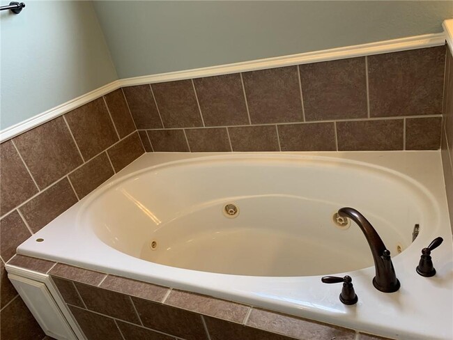 Building Photo - 4156 W Bradstreet Ln