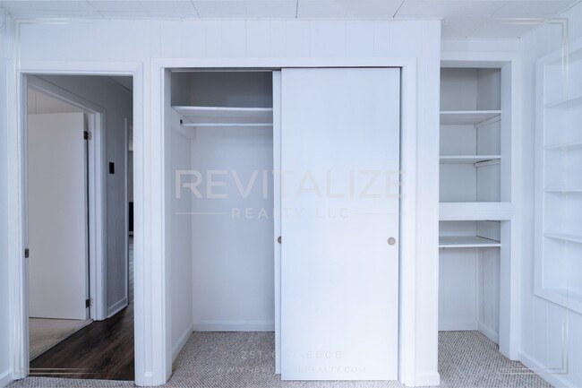 Building Photo - Updated 3 Bedroom/2 Bathroom Home in Mobile!