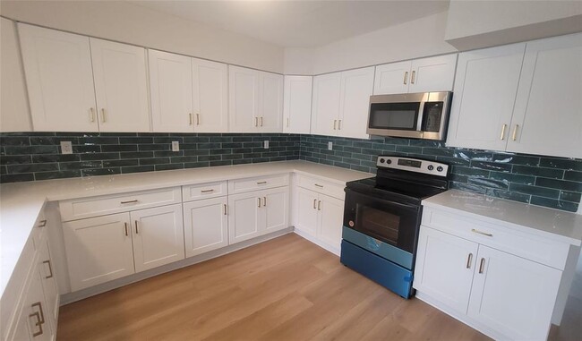 Building Photo - 11002 Melba Ln