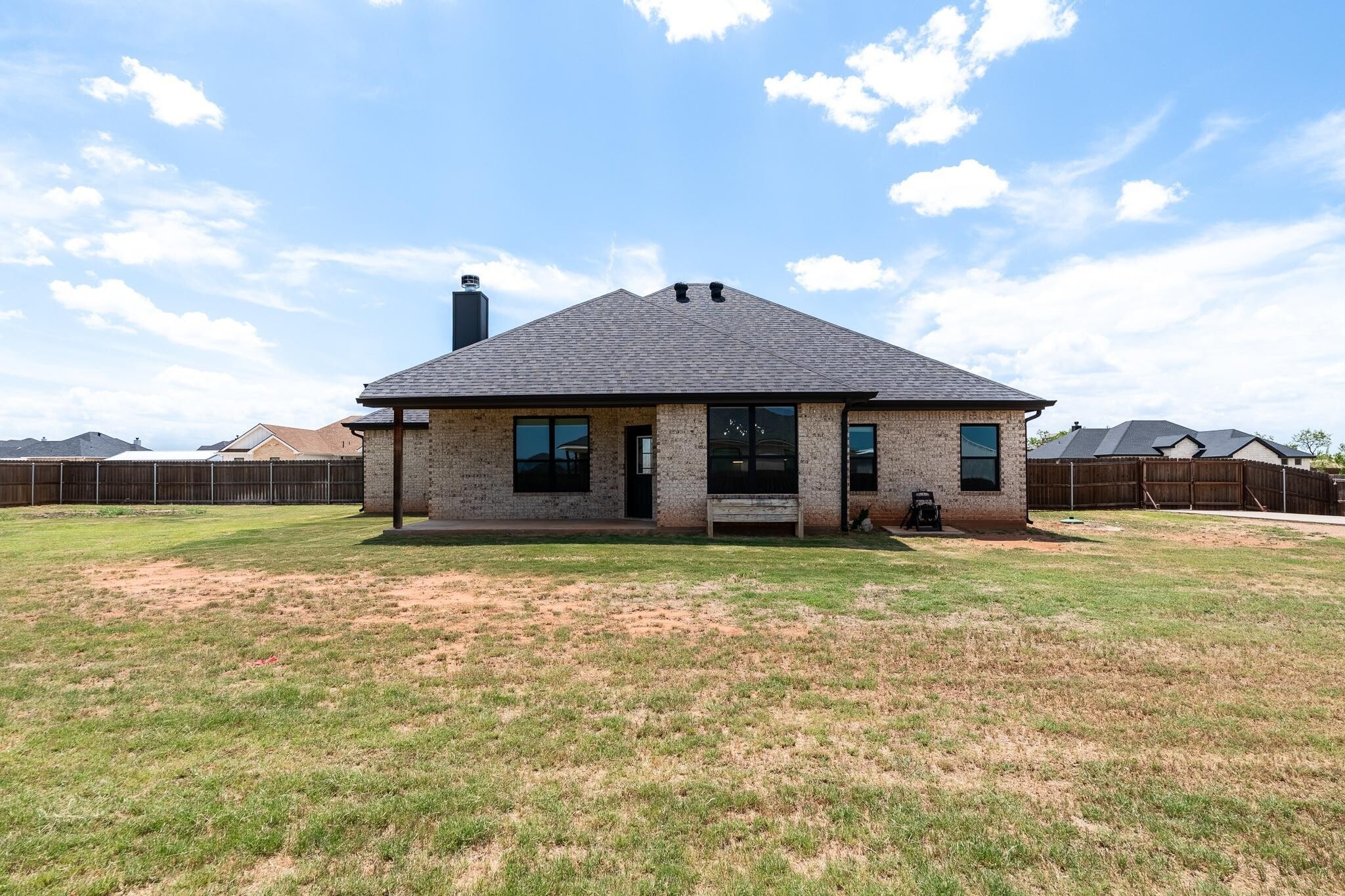Building Photo - 133 Bell St