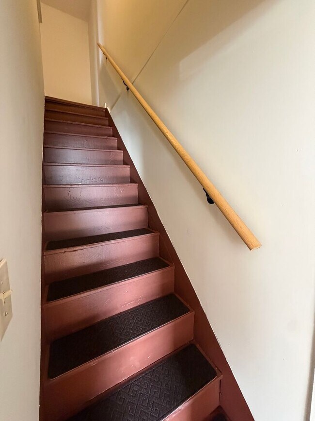 Building Photo - 27-29 Dalton Ave