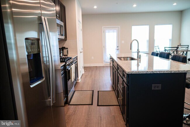 Building Photo - 5418 Billenca Ln